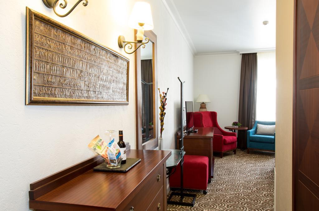 Arena Di Serdica Hotel Sofia Esterno foto